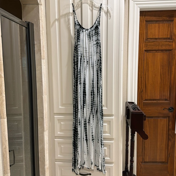 raviva Other - Tie dye maxi dress